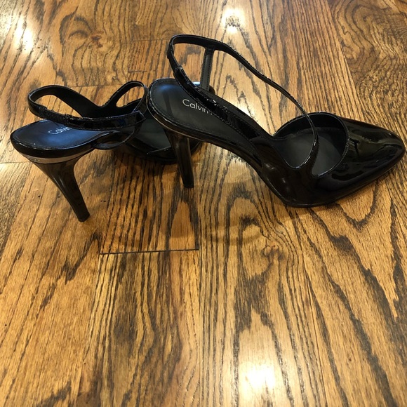 Calvin Klein Marilynn Patent Heel - Picture 2 of 5